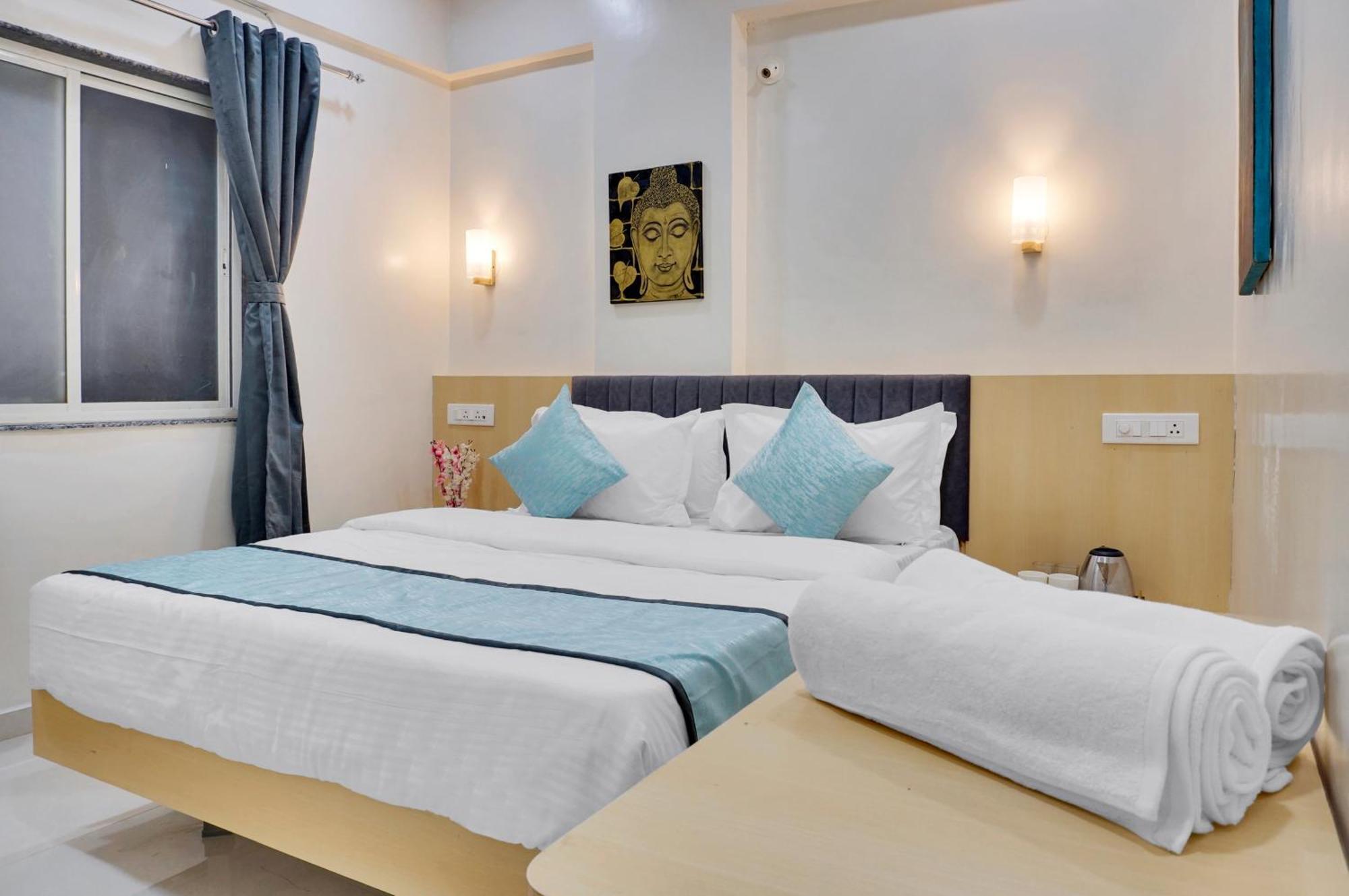 Urban Hometel Pune Zewnętrze zdjęcie