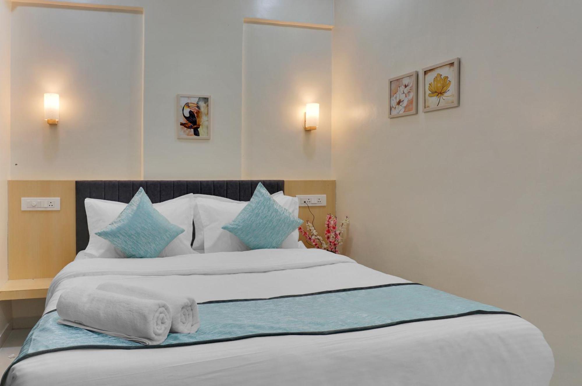 Urban Hometel Pune Zewnętrze zdjęcie