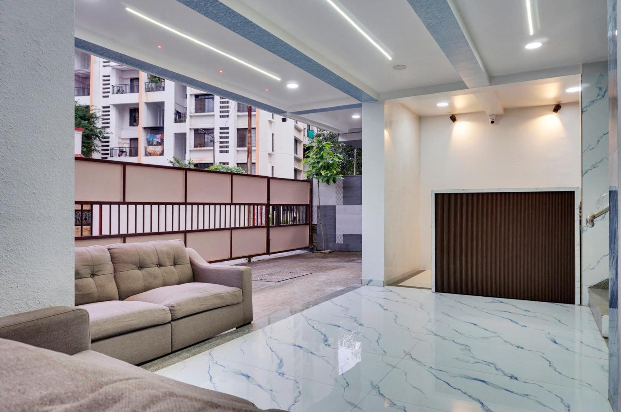 Urban Hometel Pune Zewnętrze zdjęcie